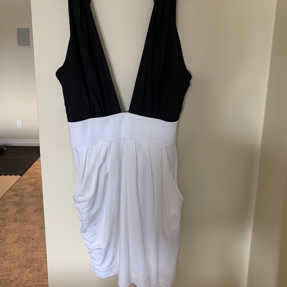 Bebe xs dress with open back